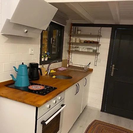 Masukiye Pink House דירה קארטפה