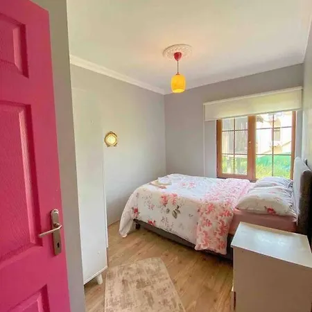 Apartment Masukiye Pink House