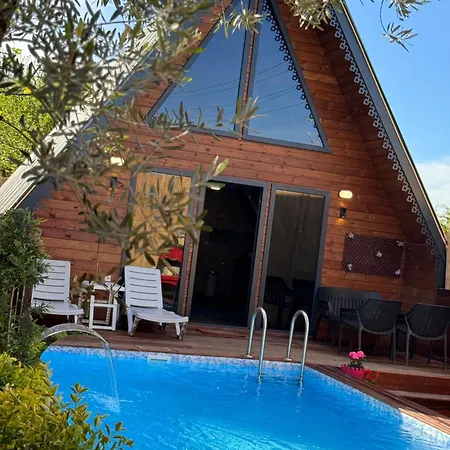 Masukiye Pink House Daire