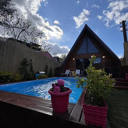Masukiye Pink House דירה
