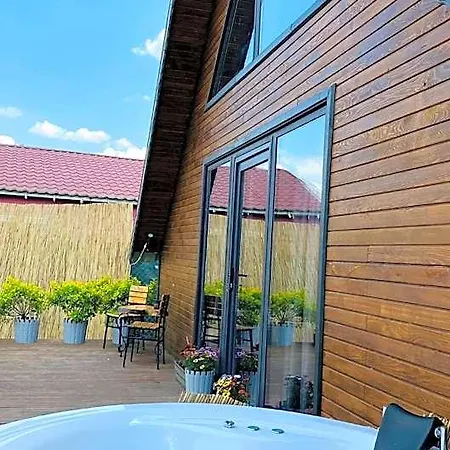 Masukiye Pink House