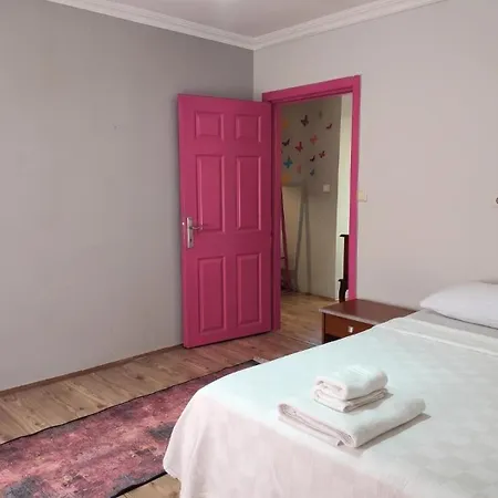 Masukiye Pink House Apartment *