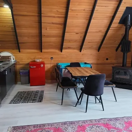 Masukiye Pink House Apartament